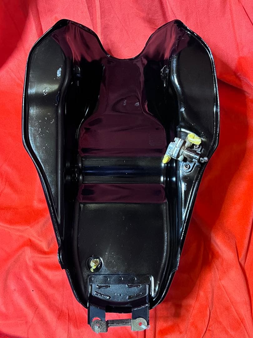 値下げ　GSX400インパルス　タンク 内部コーティング済み GK79A