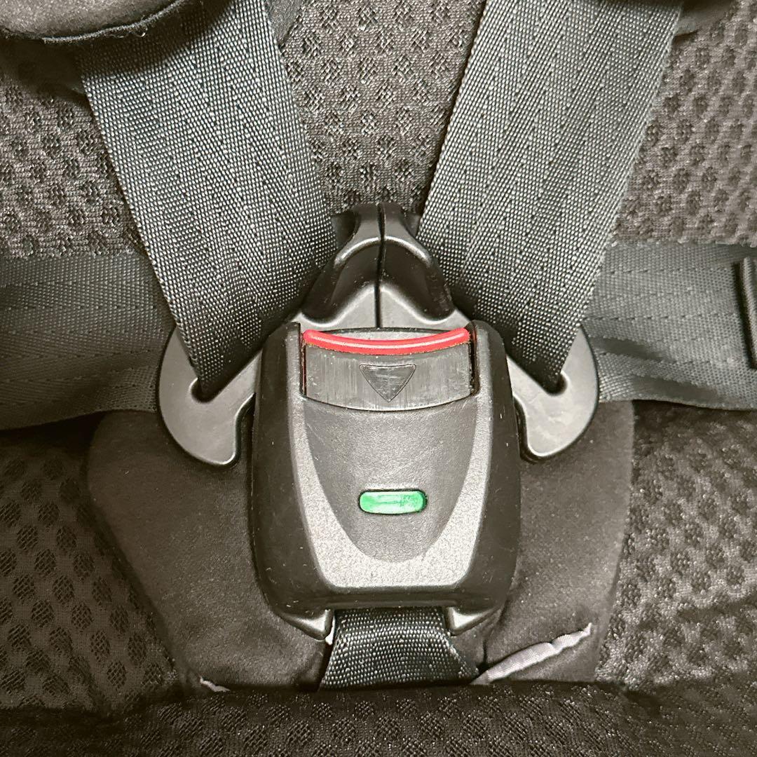 (極美品)combi THE S plus ISOFIX エッグショック