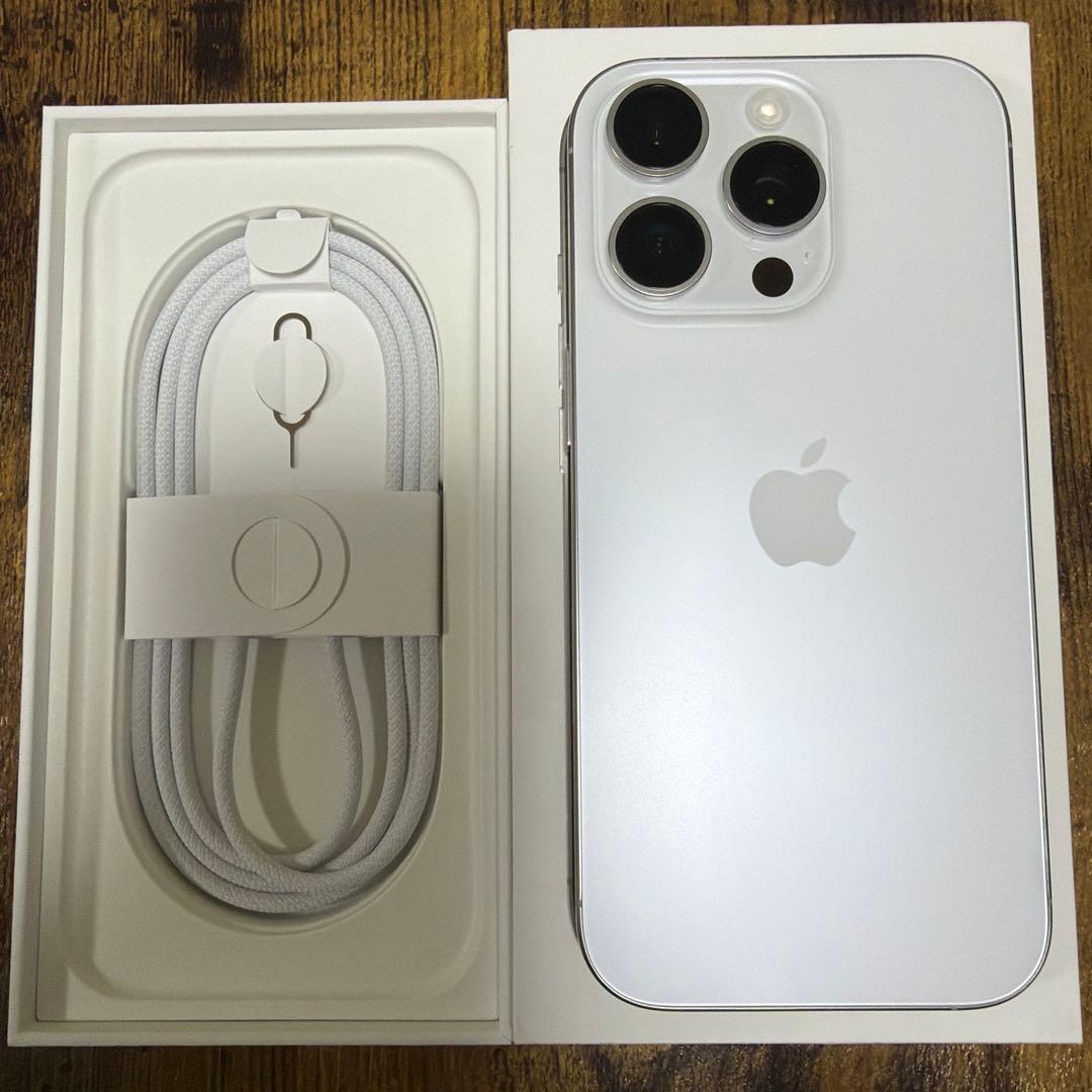 【バッテリー100%】iPhone16 Pro ホワイトチタニウム 512GB