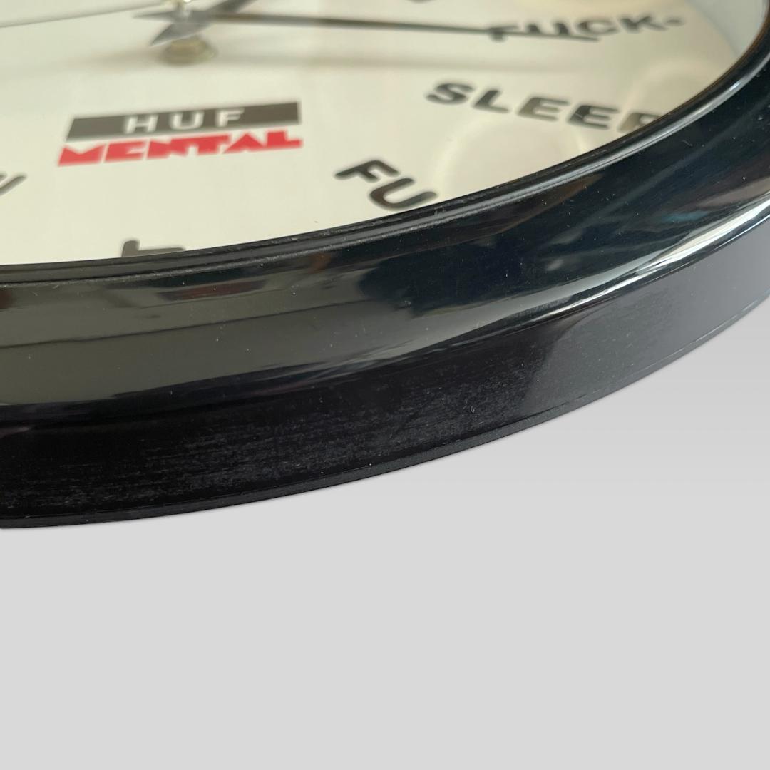 希少【HUF × SKATE MENTAL】ユーモアデザイン 掛け時計 クロック