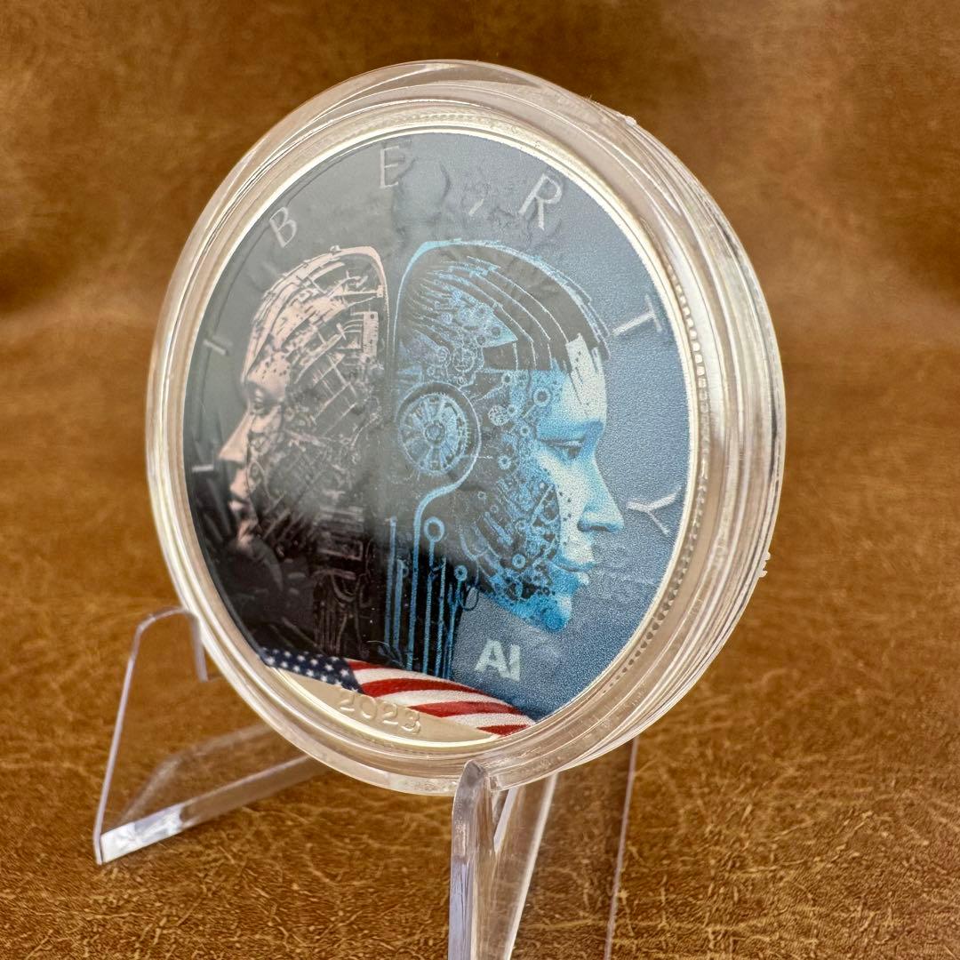 アメリカ イーグル 銀貨 AI 人か機械か カラー