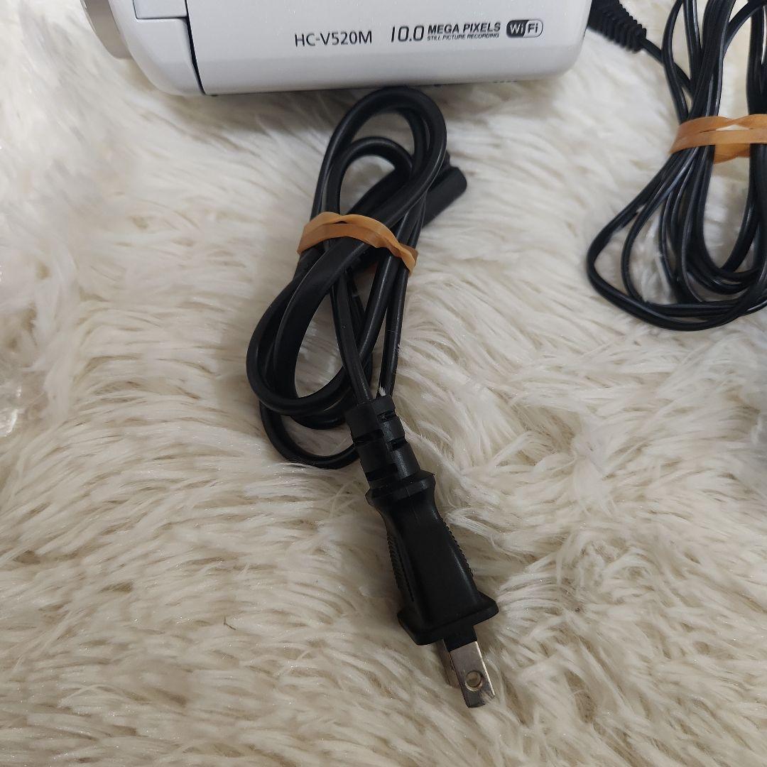箱付きPanasonic HC-V520M ビデオカメラ