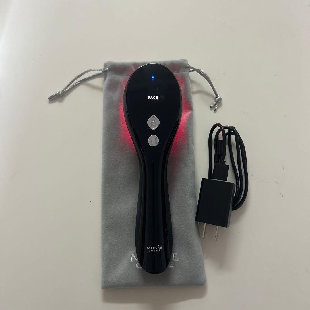 MUSÉE COSMÉ 美顔器 ブラック 充電器・収納袋付き