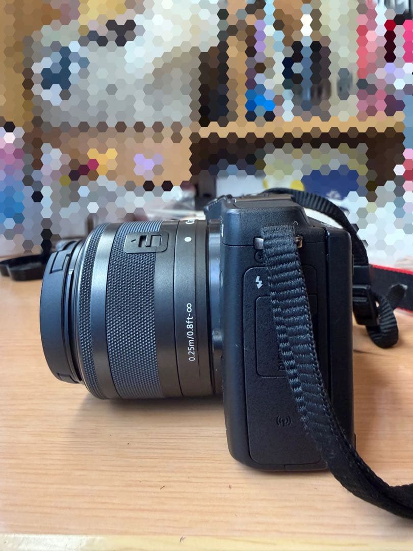 Canon ミラーレス一眼カメラ 充電器付き　お値下げ中