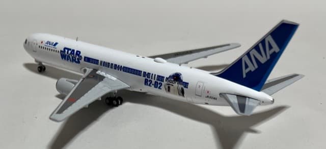 航空機・ヘリコプター ANA B767-300 JA604A STARWARS