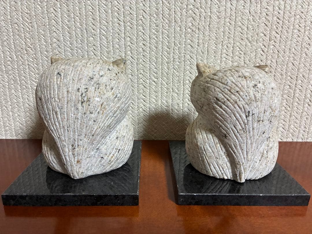 石工房　森のふくろう　2体セット　 石台座付き