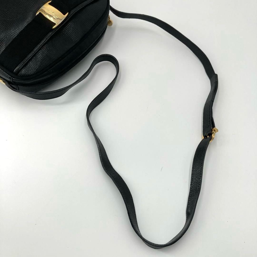 美品✨サルヴァトーレ フェラガモ ヴァラ リザード ショルダーバッグ ブラック