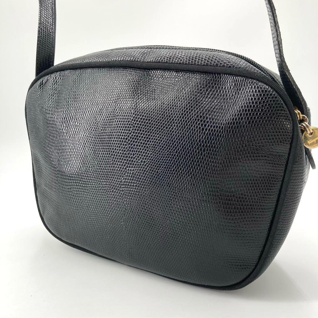 美品✨サルヴァトーレ フェラガモ ヴァラ リザード ショルダーバッグ ブラック