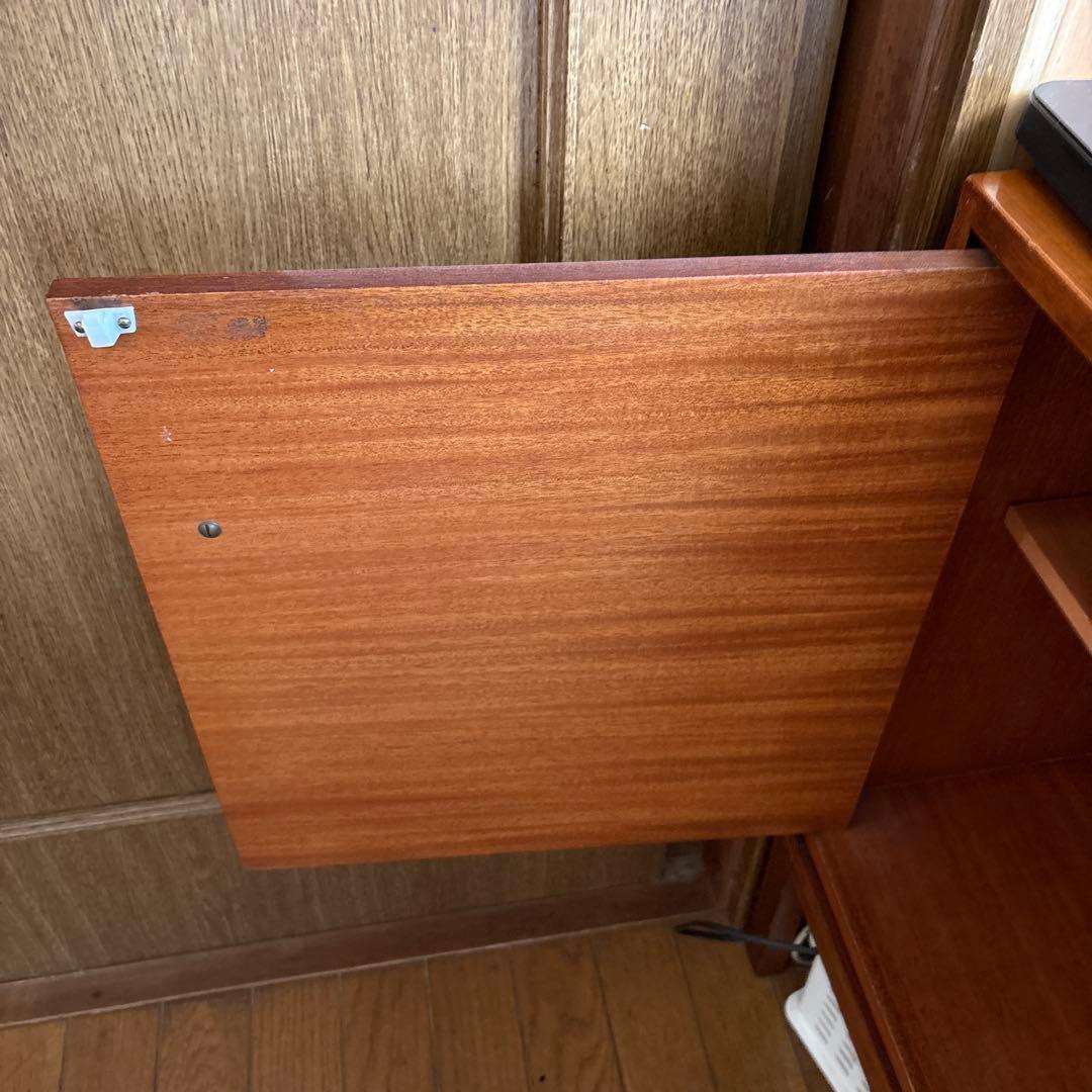 イギリス・ヴィンテージ　サイドボード　テレビボード