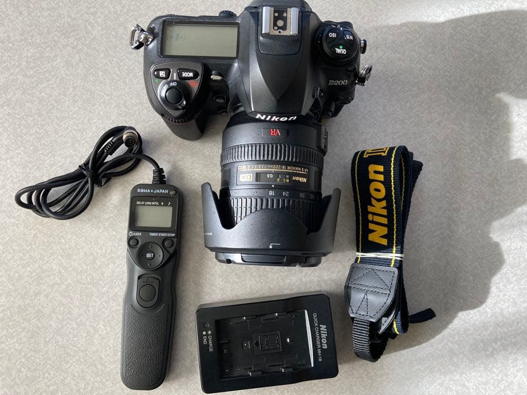 Nikon D200 デジタル一眼レフカメラ 本体とレンズセット 訳あり