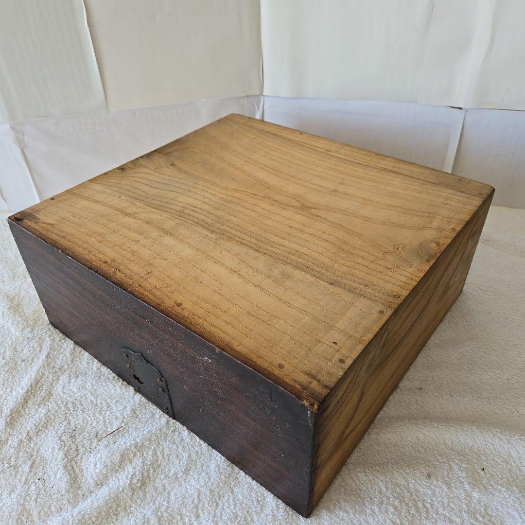 鎧櫃　外鍵付　背負箪笥　武具　刀剣　千両箱　鋏箱　甲冑箱　兜箱　江戸時代