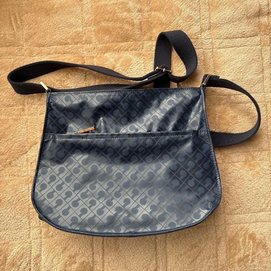 ゲラルディーニショルダーバッグ