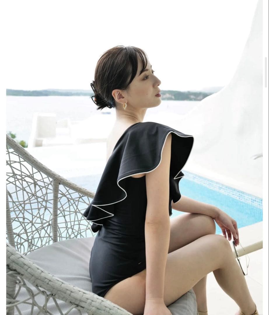 ワンショルダーフリルスイムスイムウエア