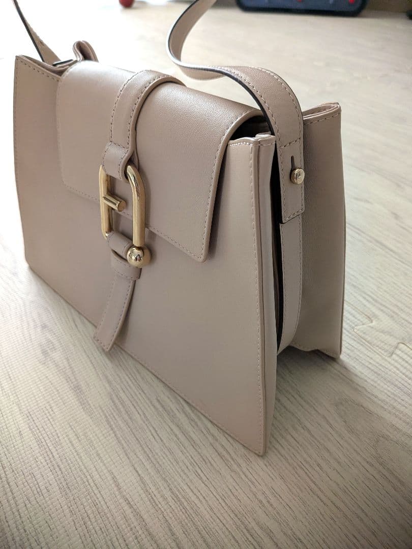 フルラ　FURLA　ベージュ ピンク　ハンドバッグ