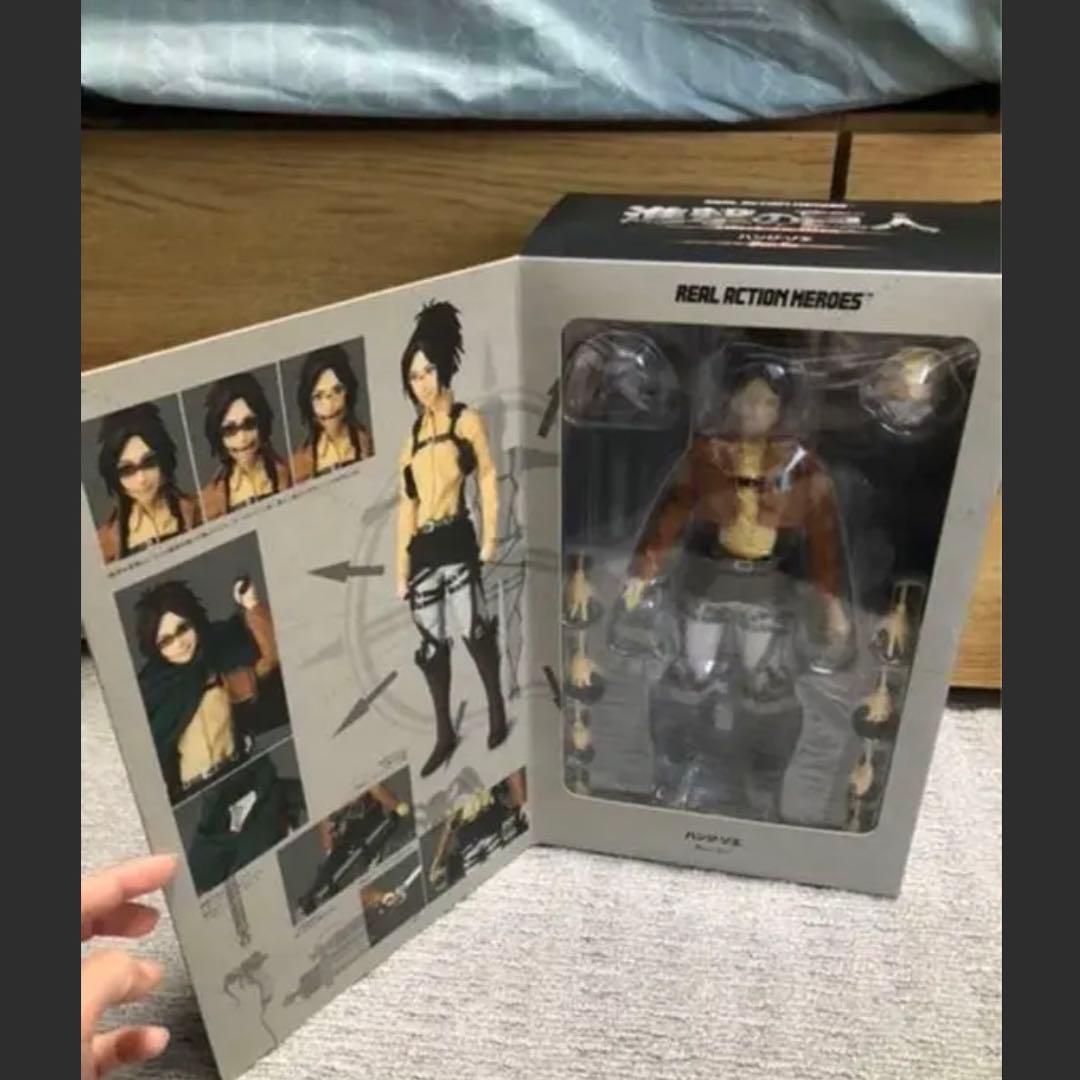 土・日限定値下げいたしました　進撃の巨人 ハンジ・ゾエ フィギュア　RAH