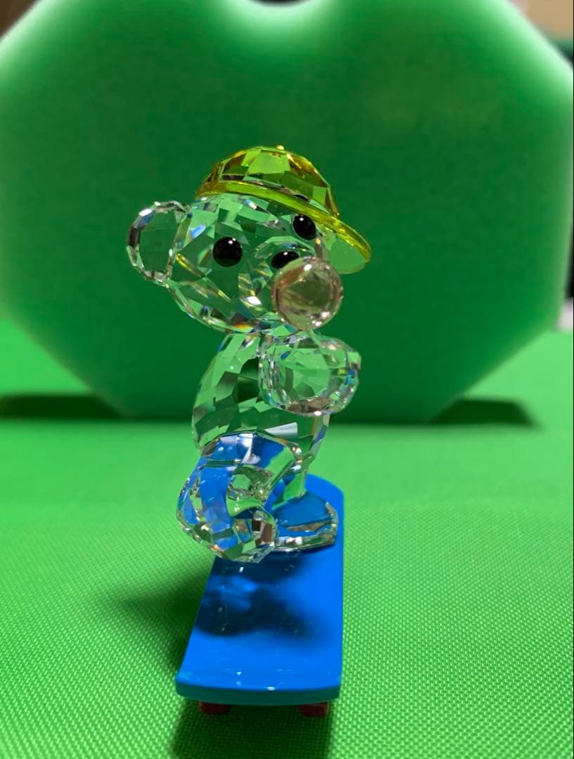 スワロフスキー　クリスベア　スケーターベア