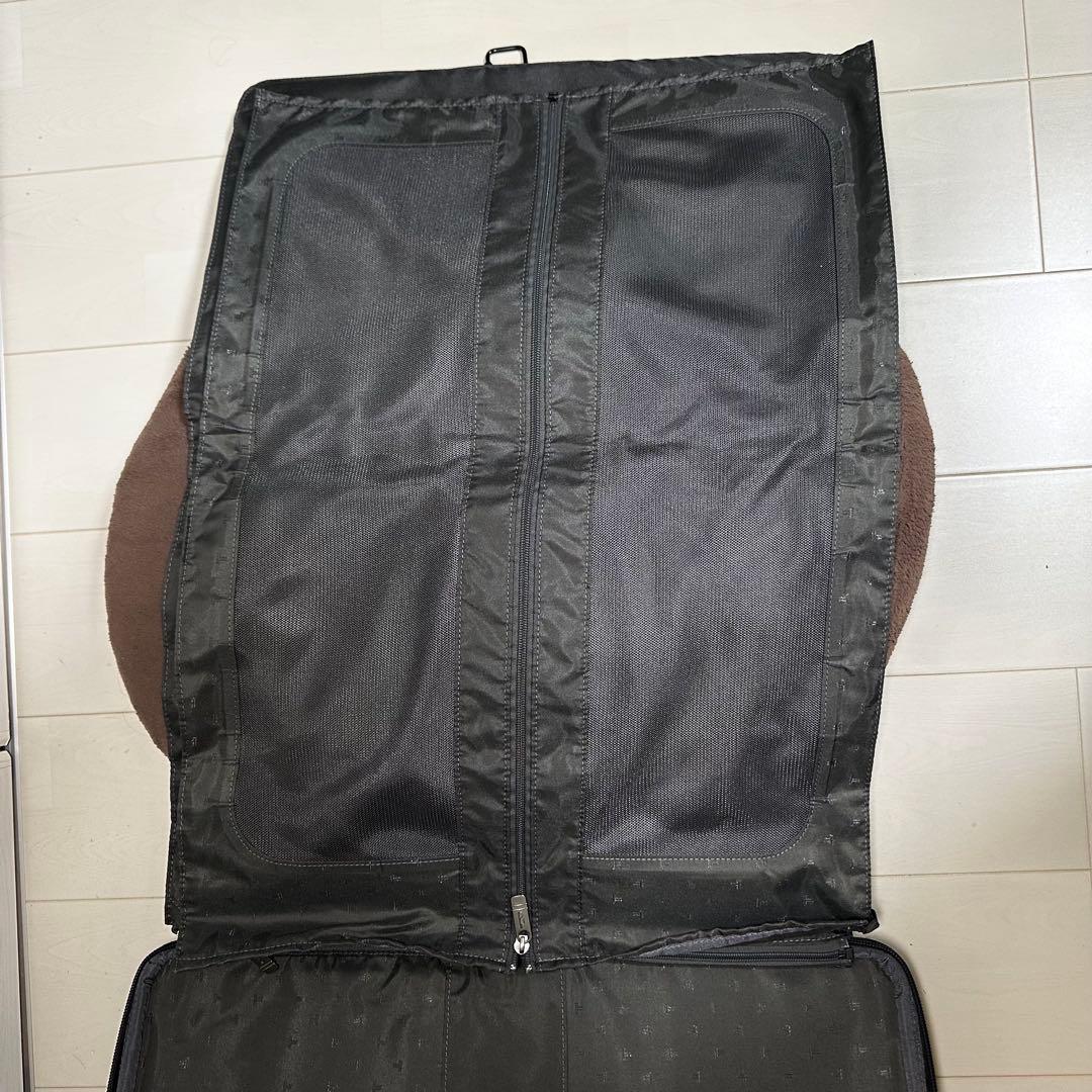 TUMI トゥミナイロン カーフ レザー キャリーケース　ビジネスかばん