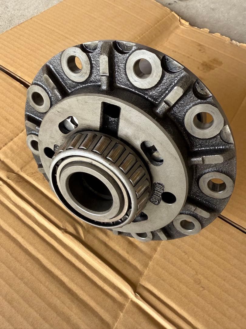 トヨタGR86ZN8 純正トルセンLSD