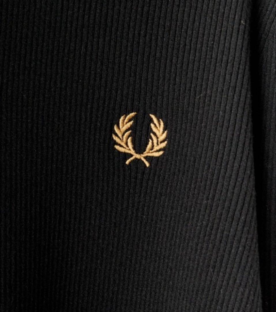 FRED PERRY フレッドペリー 別注 ワンポイントロゴ刺繍 リブニット