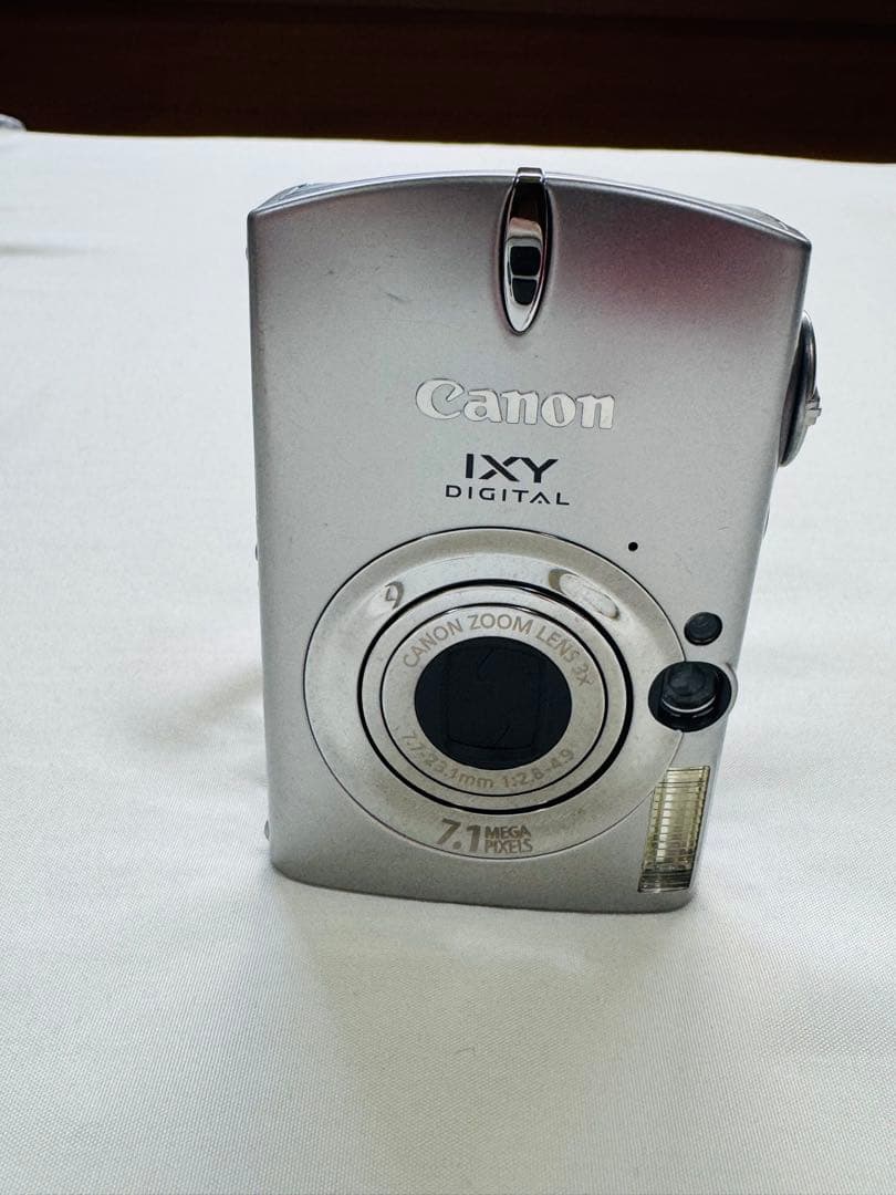 Canon IXY700 キャノン デジタルカメラ