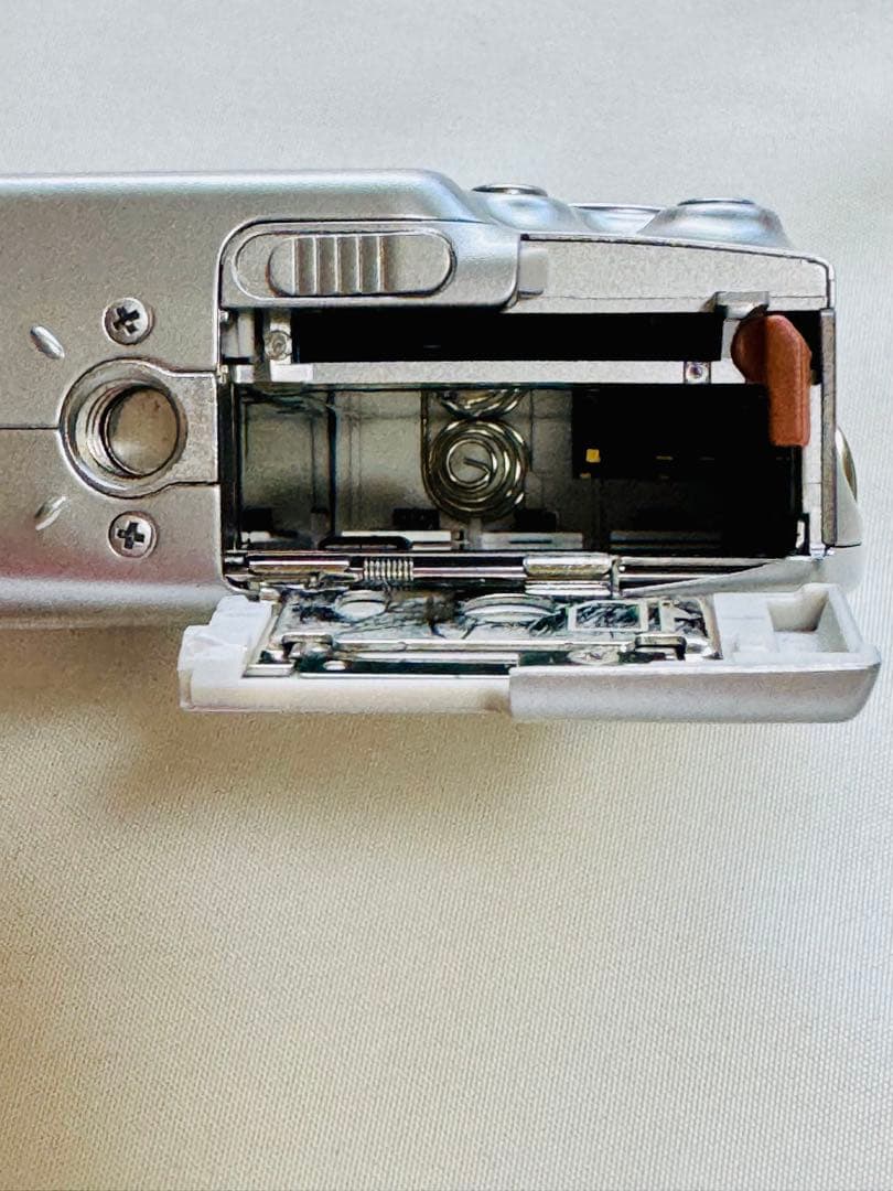 Canon IXY700 キャノン デジタルカメラ