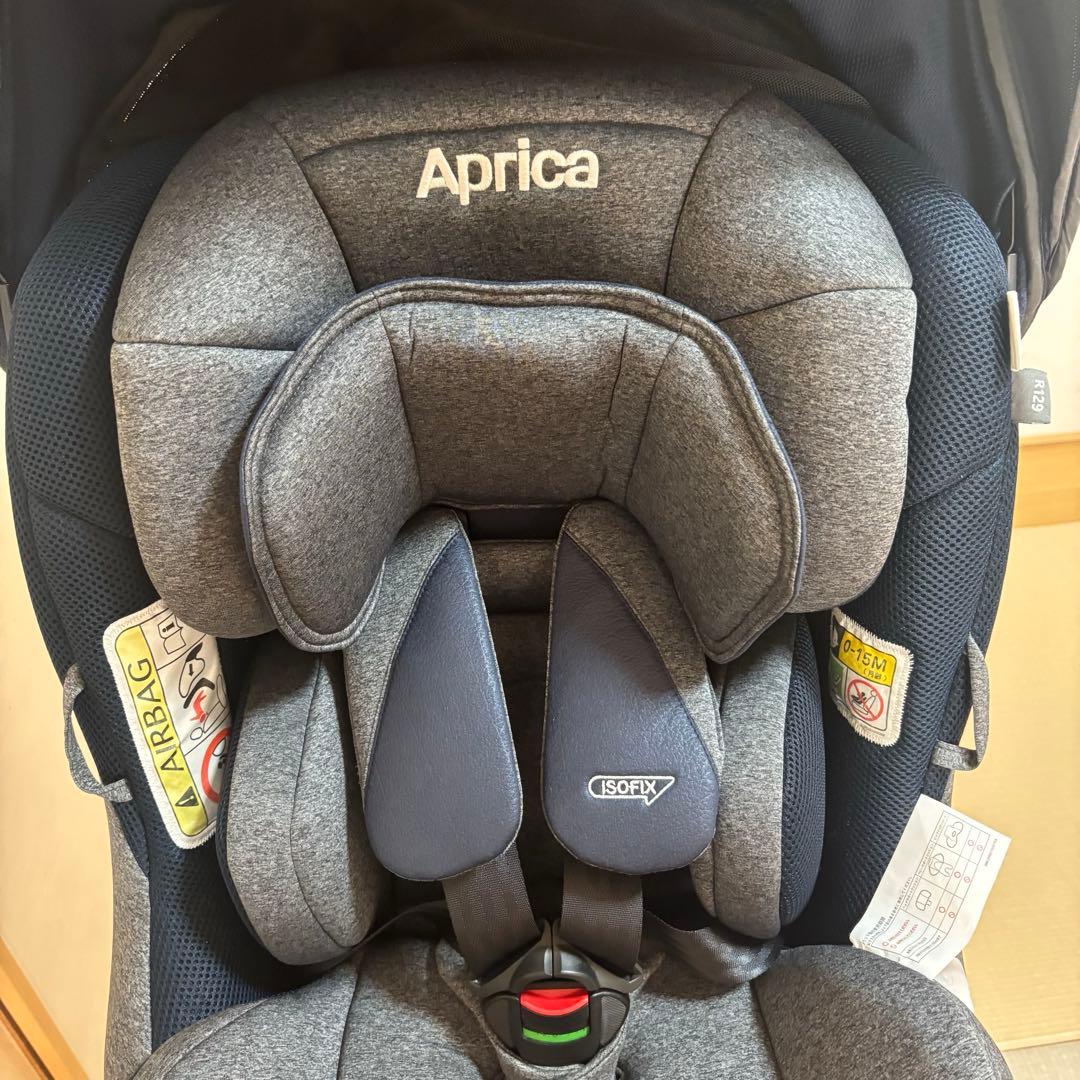 アップリカ　クルリラ プラス　説明書あり　R129適合 新生児〜4歳頃まで