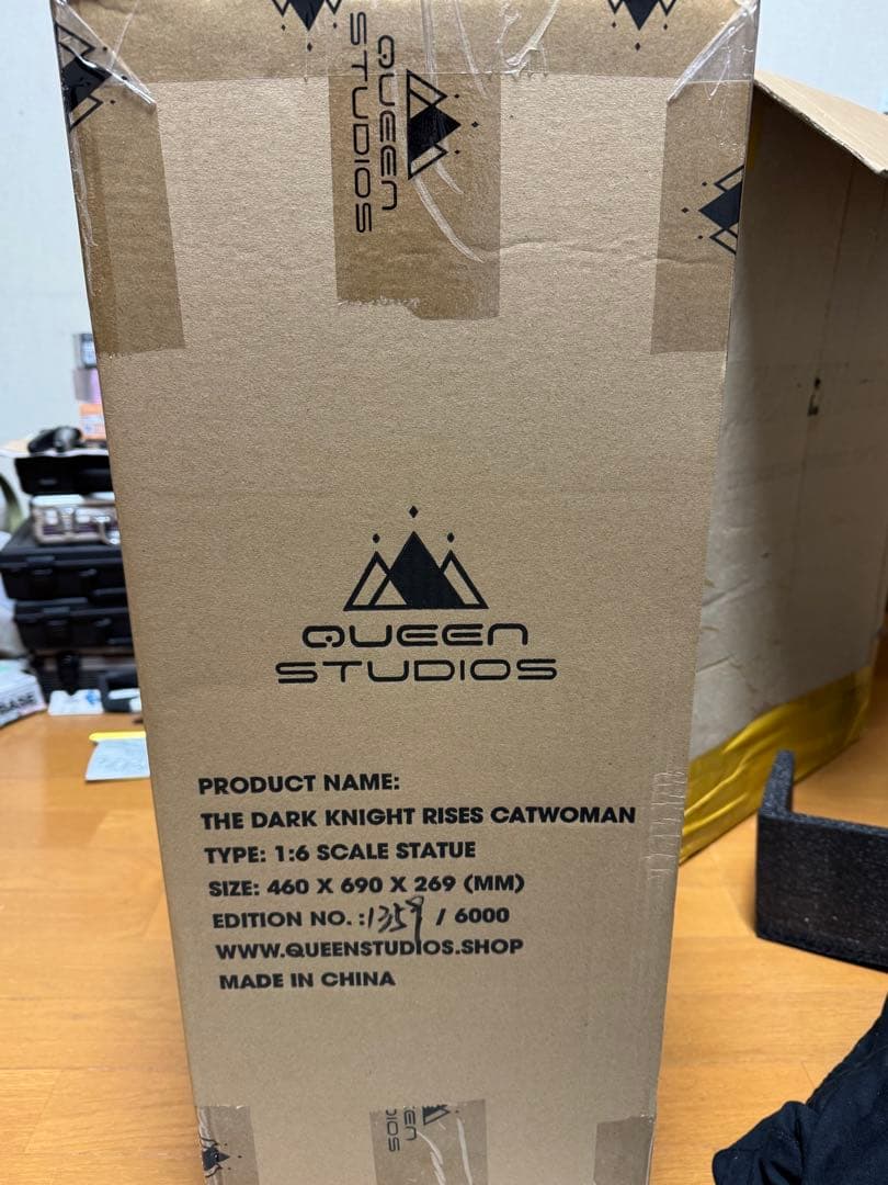 QUEEN STUDIOS 1/6 キャットウーマン スタチュー バットポッド