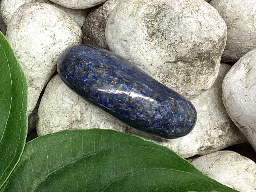 ✳限定1点‼️ 幸運招く　貴重ラピスラズリ勾玉　特大　鑑別書取得品