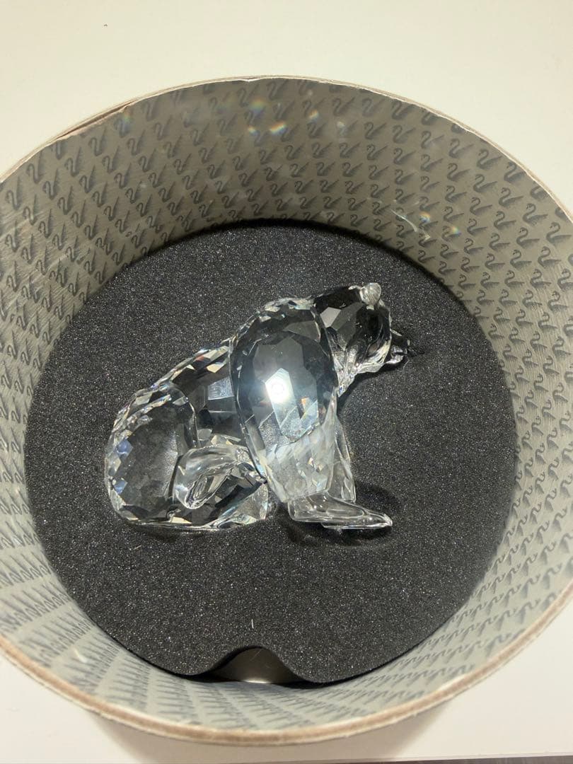 スワロフスキー　グリズリー　熊