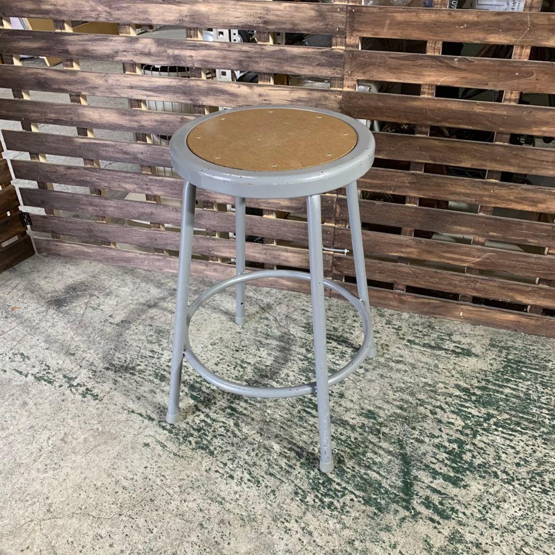 J814 LAB STOOL Mサイズ パシフィックファニチャーサービス
