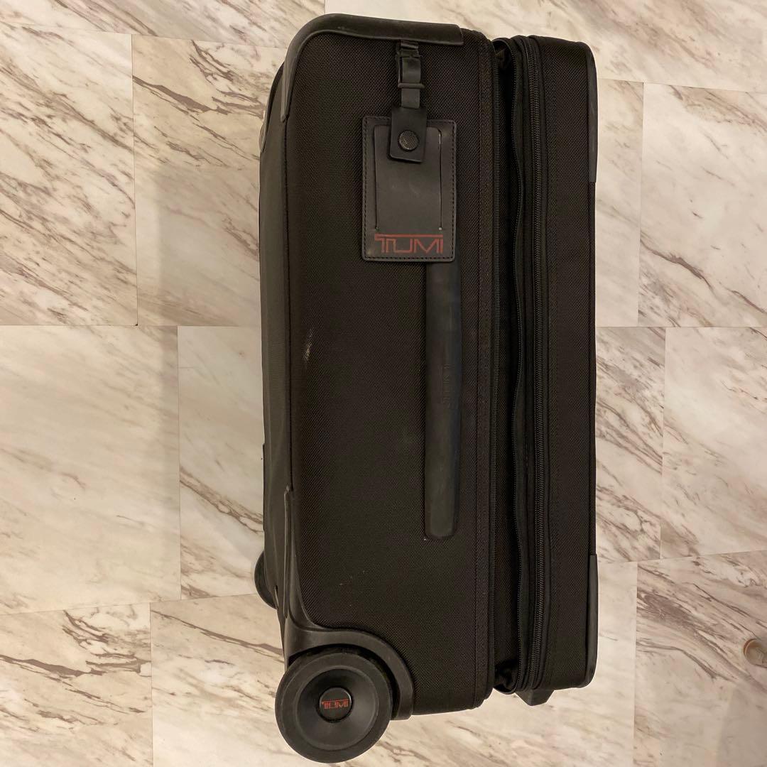 機内持込可トゥミ キャリーケース 22020 D2 アルファ2 エクスパンダブル