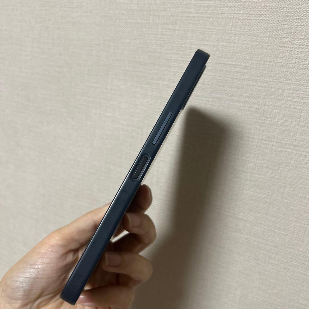 Docomo AQUOS wish 4 本体