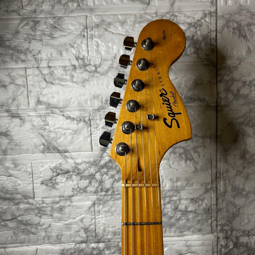 スクワイヤー アフィニティシリーズ ストラトキャスター サンバースト