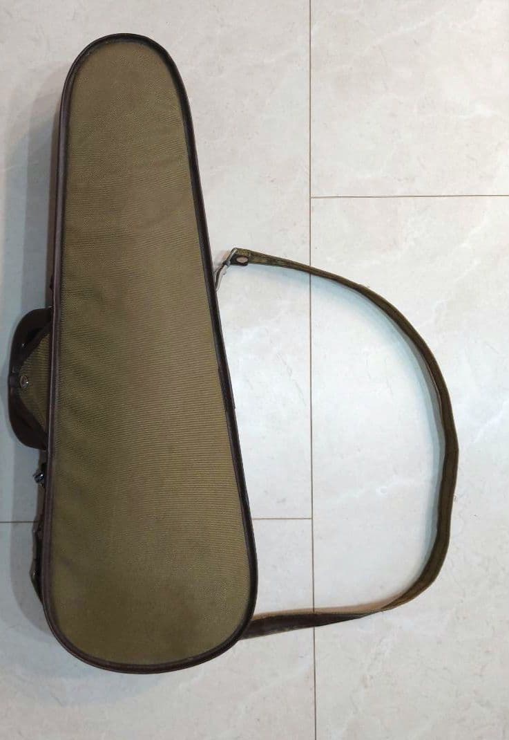 SUZUKI　分数バイオリン1/10 弓・ケース・肩当て付き