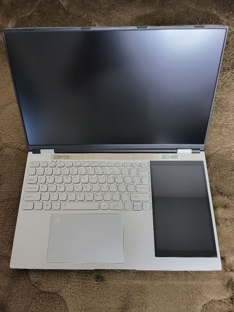 Celeron N5105 15.6+7インチタッチスクリーンのダブル液晶ノート