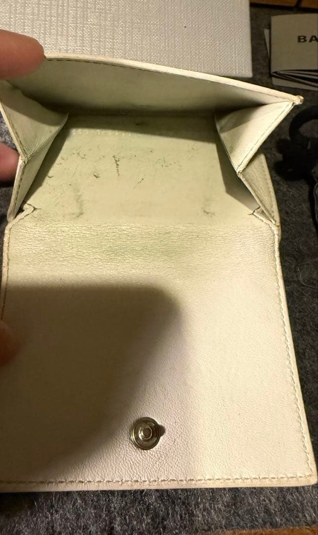 バレンシアガ グラフィティ ペーパーミニウォレット 三つ折り 財布 ホワイト系