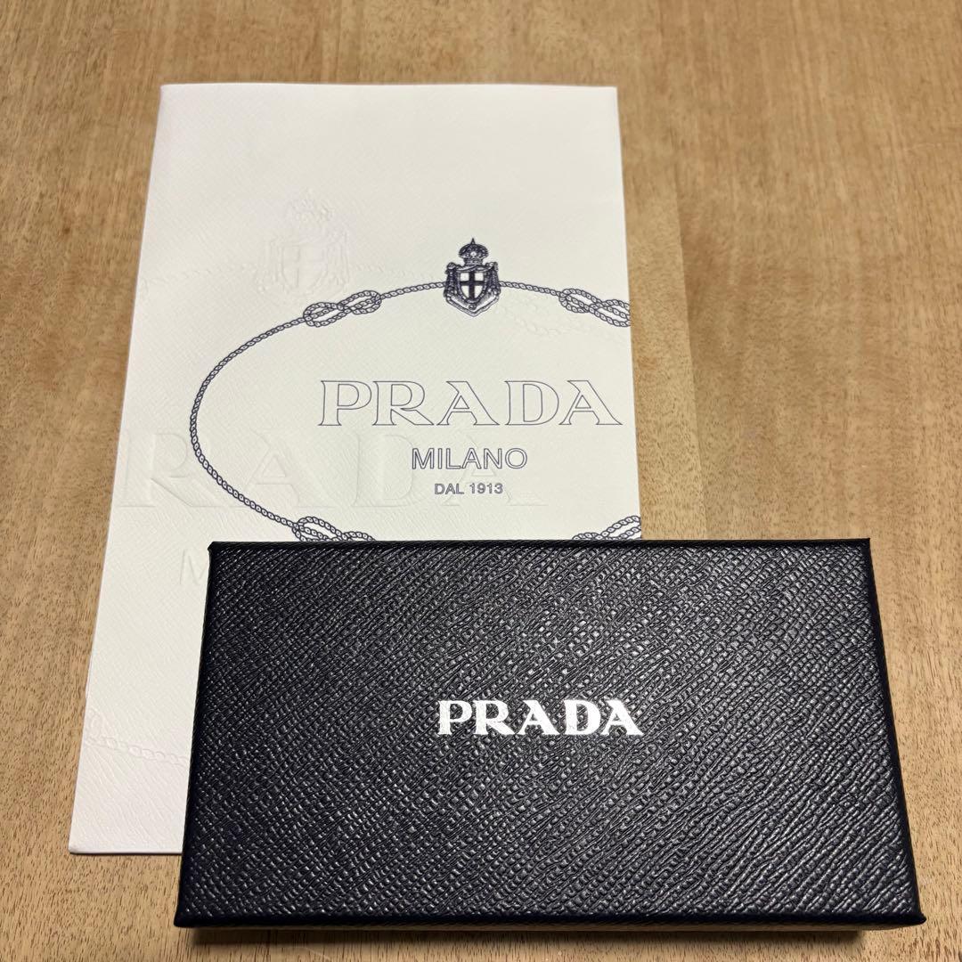 【正規品】PRADA iPhone16 ケース ブラック 箱・ショッパー付き