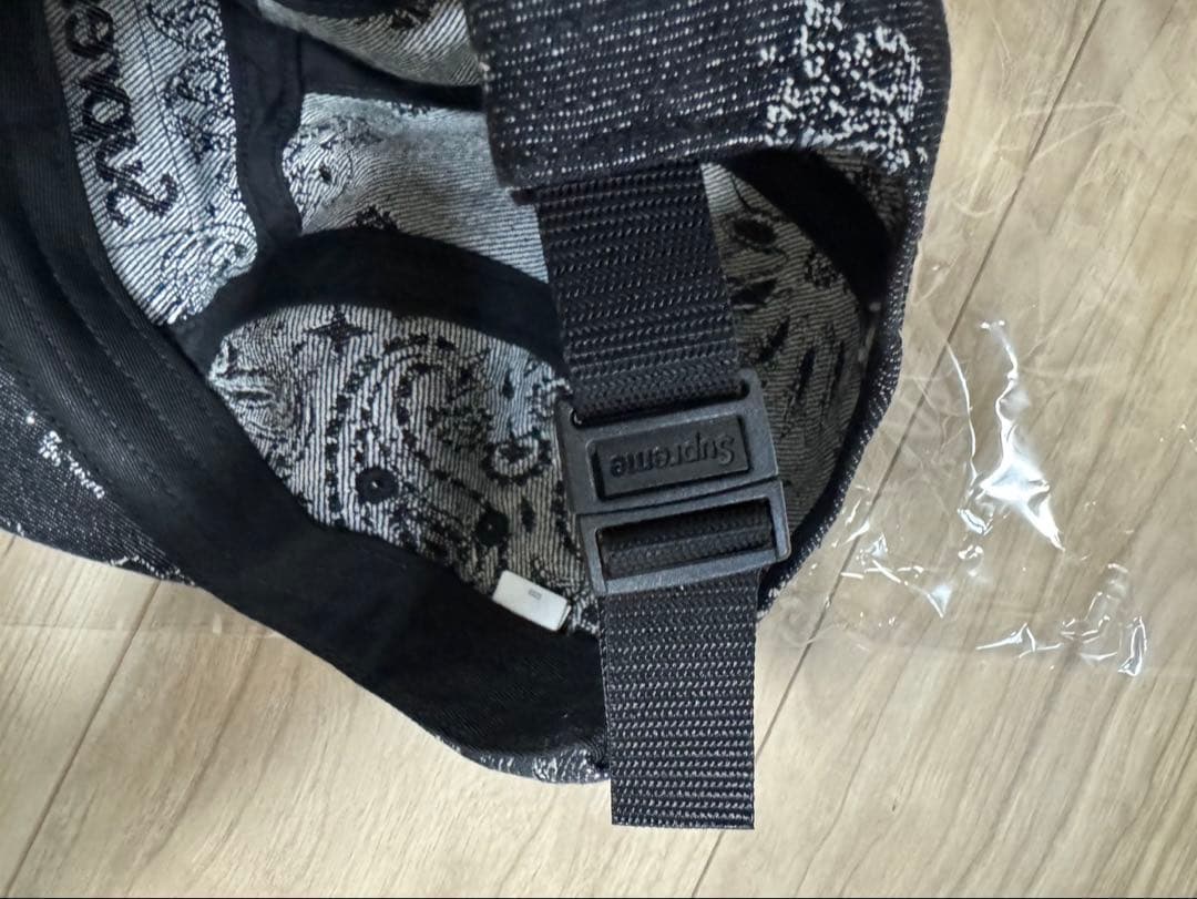 Supreme バンダナ柄キャップ　新品未使用