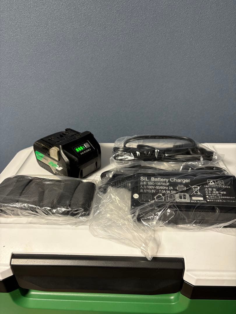 HiKOKI UL18DB 冷温庫