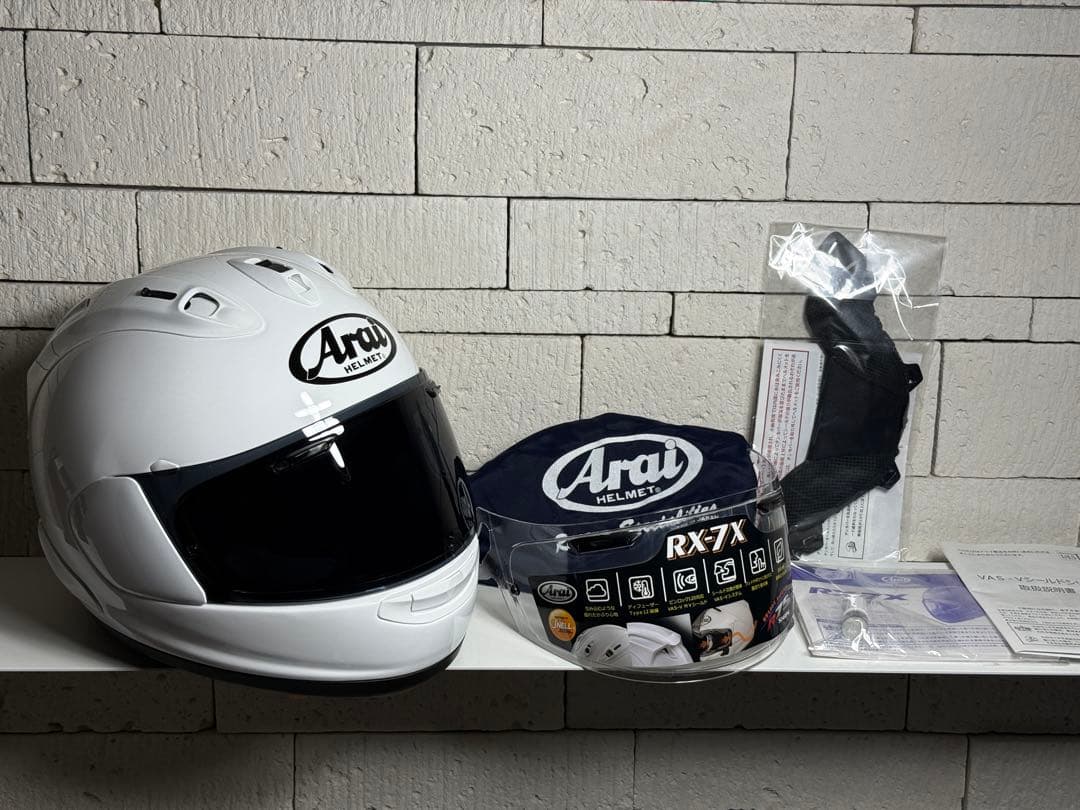 アライ(Arai) RX-7X ソリッドホワイト　（61.62センチ）