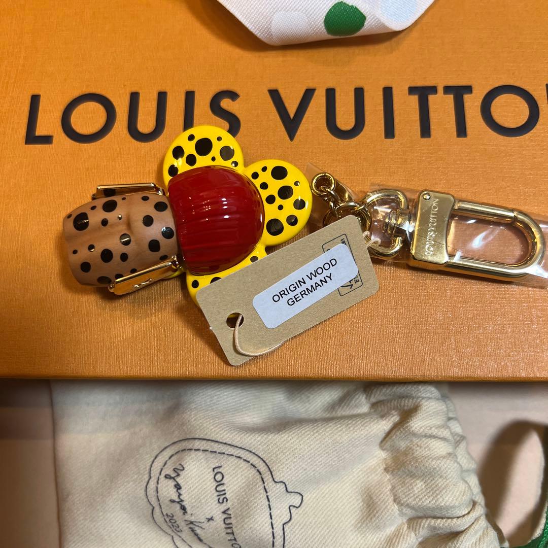 草間彌生　ルイヴィトン　キーホルダー　未使用品　最終値下げ