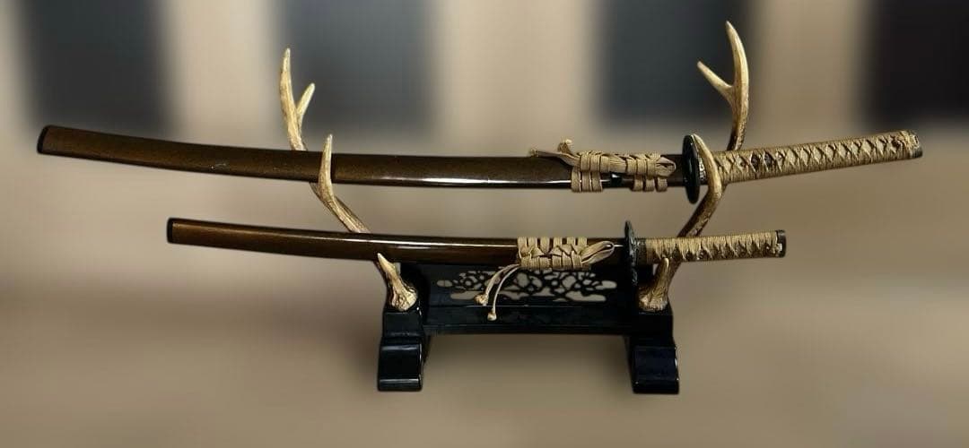 日本刀　模造刀　刀掛け　大小　太刀と脇差セット