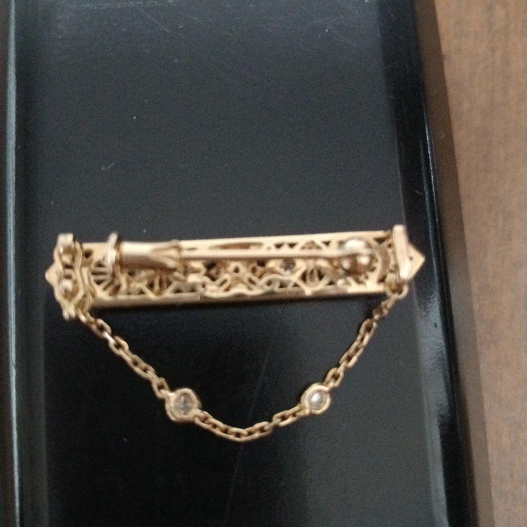 K18 18金　ブローチ ダイヤモンド0.31付き　3.4㌘