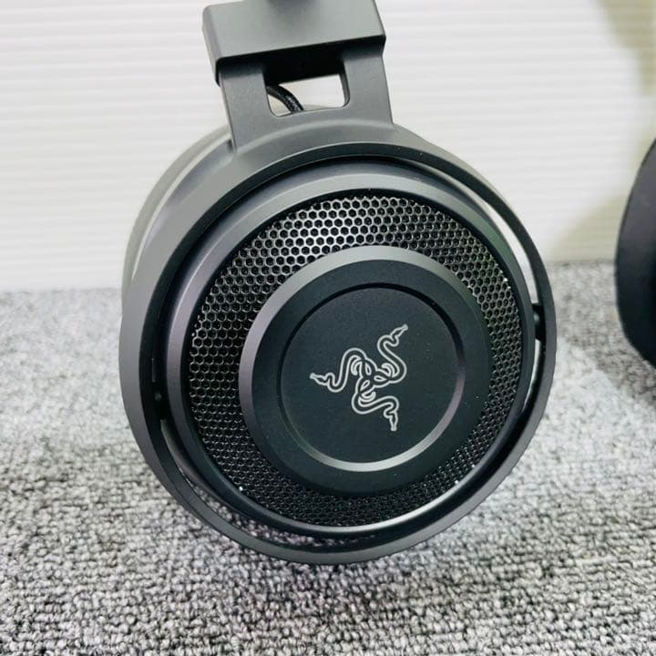 Razer Nari ゲーミングヘッドセット THX 360度立体音響