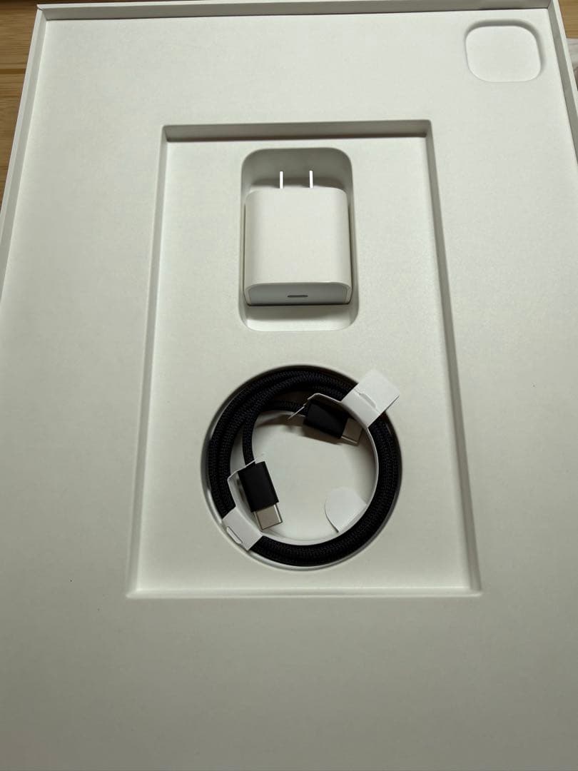 iPad Pro M4 13インチ　Wi-Fi 256 スペースブラック