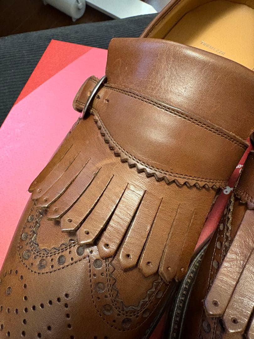 フェラガモ　シューズ