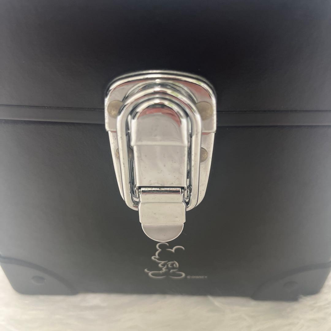 【レア】shu uemura 非売品 メイクボックス　ミッキー シュウウエムラ