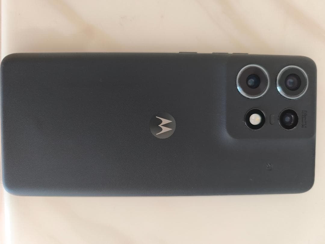 motorola edge 50 pro 256GB/12GB SIMフリー