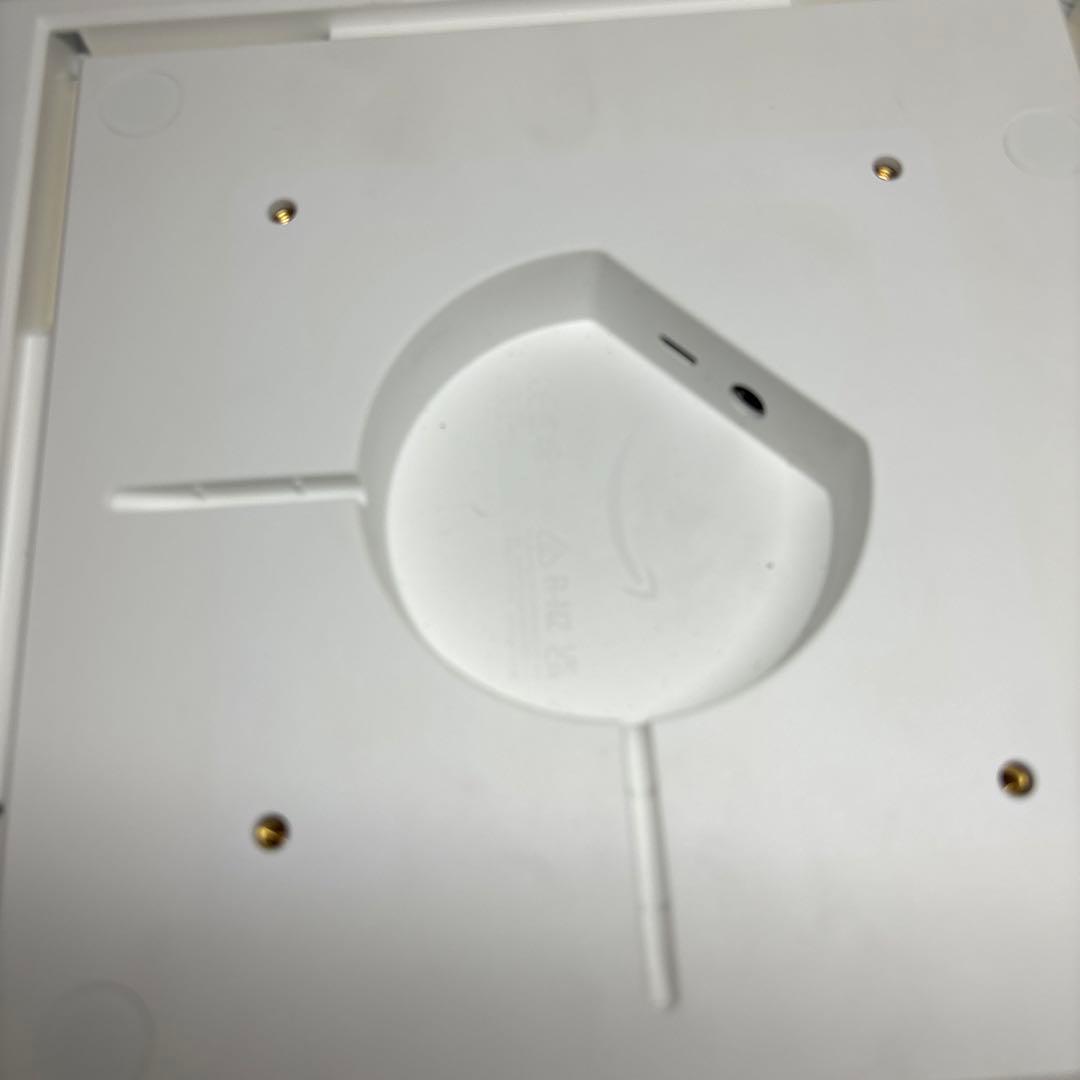 Echo Show 15 エコーショー スマートディスプレイ　本体＋アダプタのみ