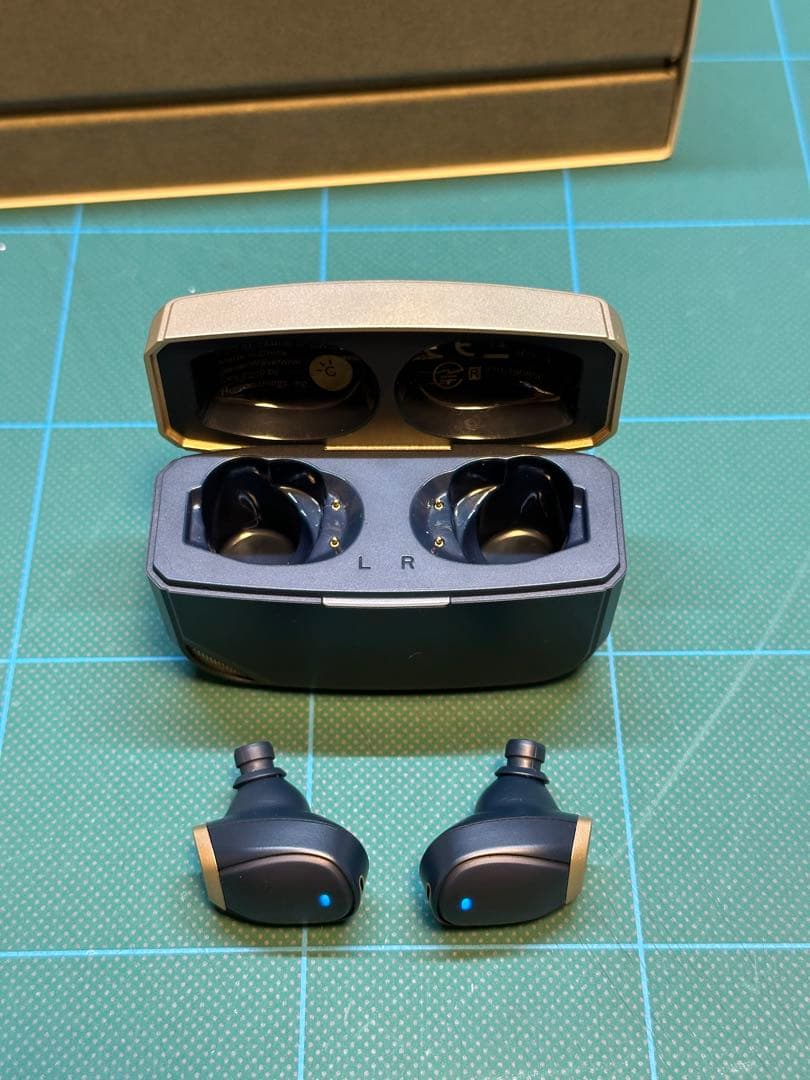 ゲーミングワイヤレスイヤホン GENKI Waveform